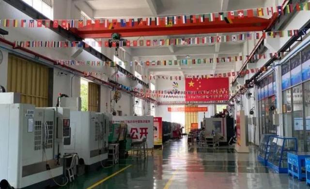 �µ�һ�꣬���Y(ji��)�C(j��)е�ИI(y��)�^(gu��)ȥȡ�õĳɾ���չ���ИI(y��)��δ��(l��i)�l(f��)չ